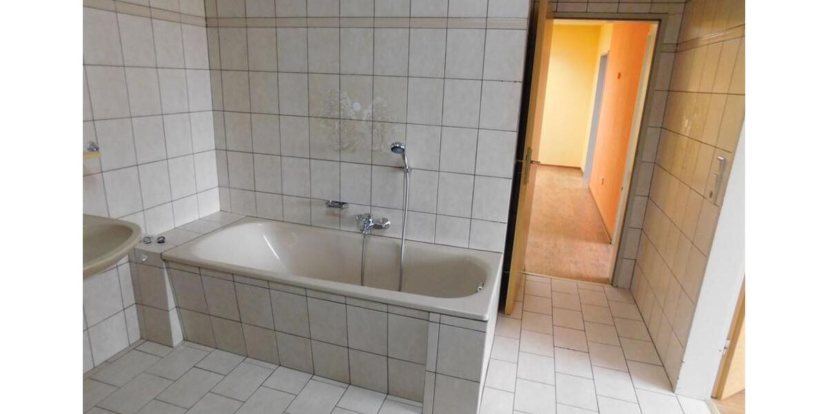 Etagenwohnung Wiesmoor - 4 Zimmer, 140 m&sup2;, 850&euro; | Angebot:26441402