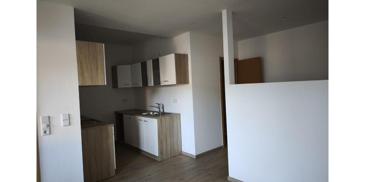Hochparterre Teutschenthal - 1 Zimmer, 33 m&sup2;, 390&euro; | Angebot:26443157