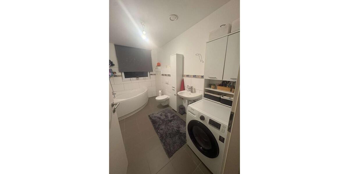 Etagenwohnung Offenbach am Main - 2 Zimmer, 70 m&sup2;, 990&euro; | Angebot:26532054