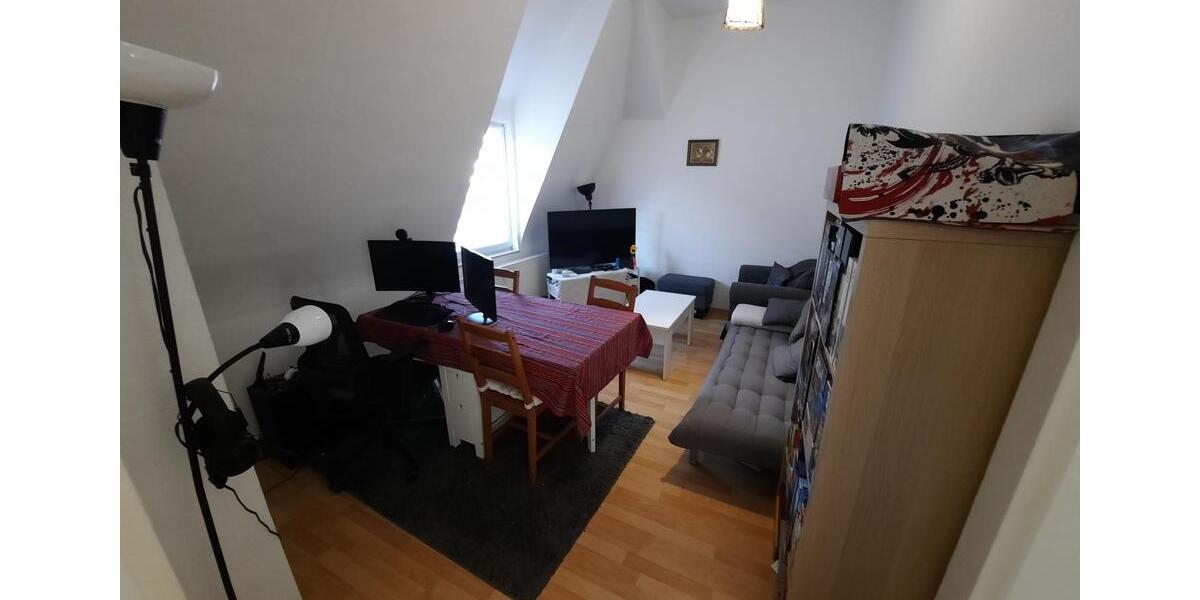 2-Zimmer- Dachgeschosswohnung 2 zimmer