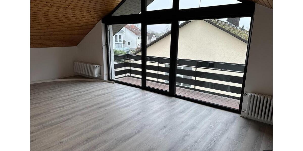 Dachgeschoßwohnung Karlsruhe Wettersbach - 3 Zimmer, 56 m&sup2;, 900&euro; | Angebot:25442232