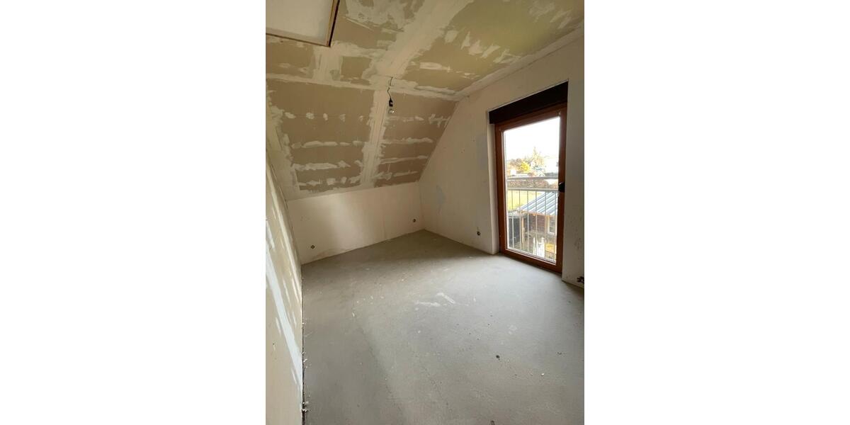 Etagenwohnung Rust - 4 Zimmer, 107 m&sup2;, 1.400&euro; | Angebot:25081527