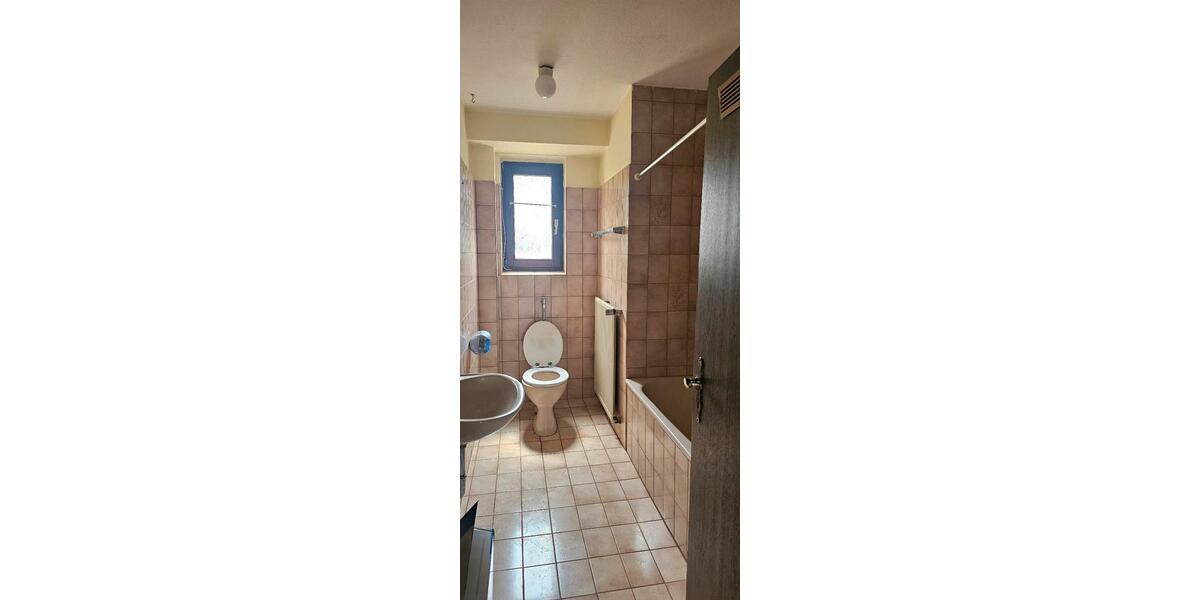 Etagenwohnung Neunkirchen - 4 Zimmer, 80 m&sup2;, 840&euro; | Angebot:13871433
