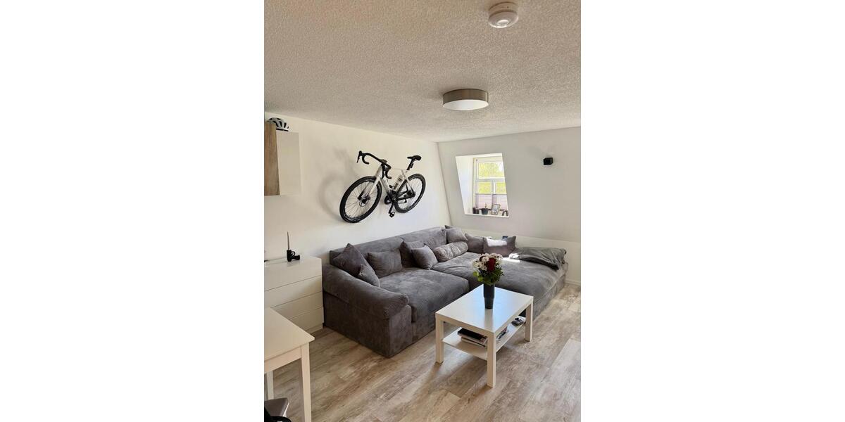 Dachgeschoßwohnung Döbeln - 2 Zimmer, 45 m&sup2;, 225&euro; | Angebot:26490608