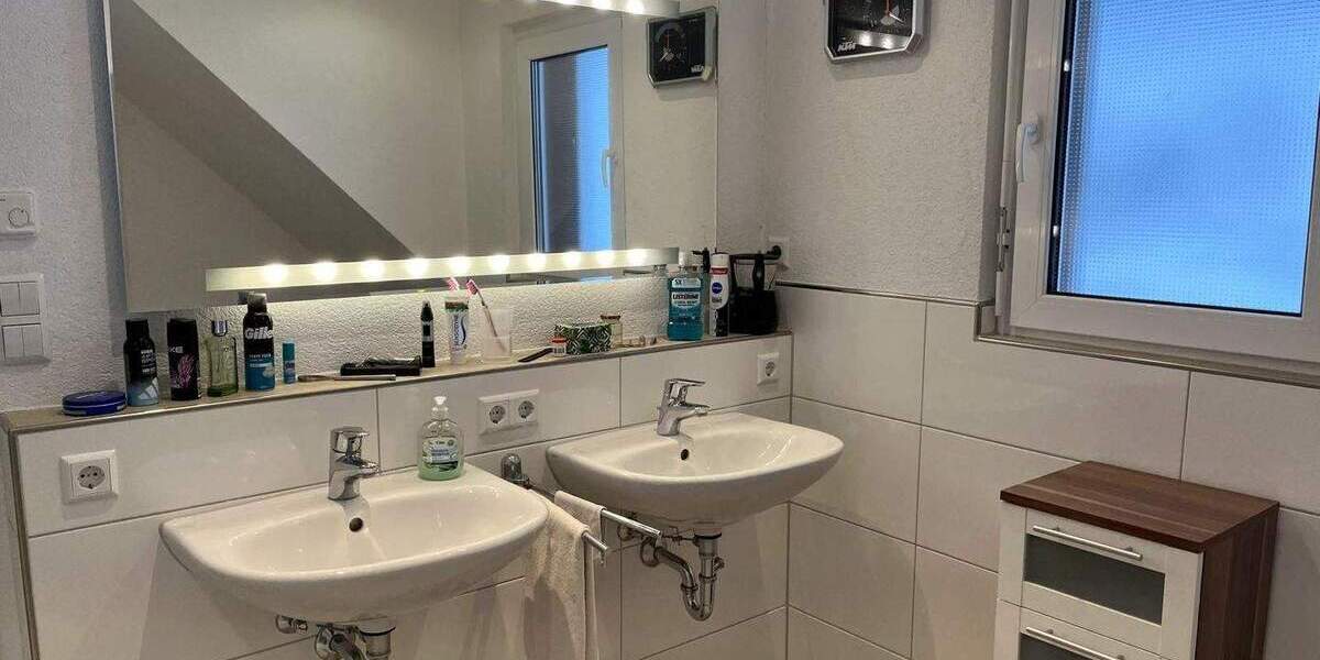 Einfamilienhaus Baiersbronn Obertal - 4 Zimmer, 145 m&sup2;, 1.300&euro; | Angebot:24713360