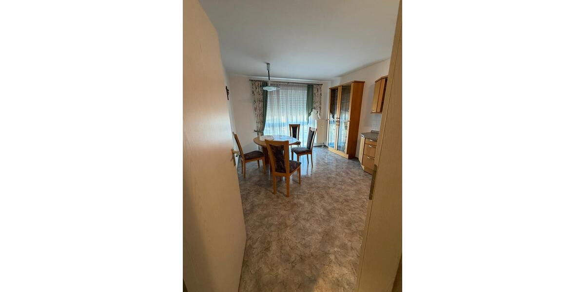 Etagenwohnung Nürnberg Buchenbühl - 3 Zimmer, 92 m&sup2;, 1.250&euro; | Angebot:26600560