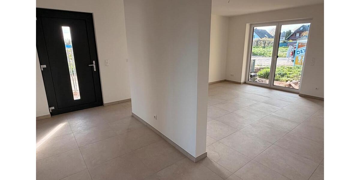 Erdgeschoßwohnung Zülpich - 3 Zimmer, 80 m&sup2;, 1.035&euro; | Angebot:26374089