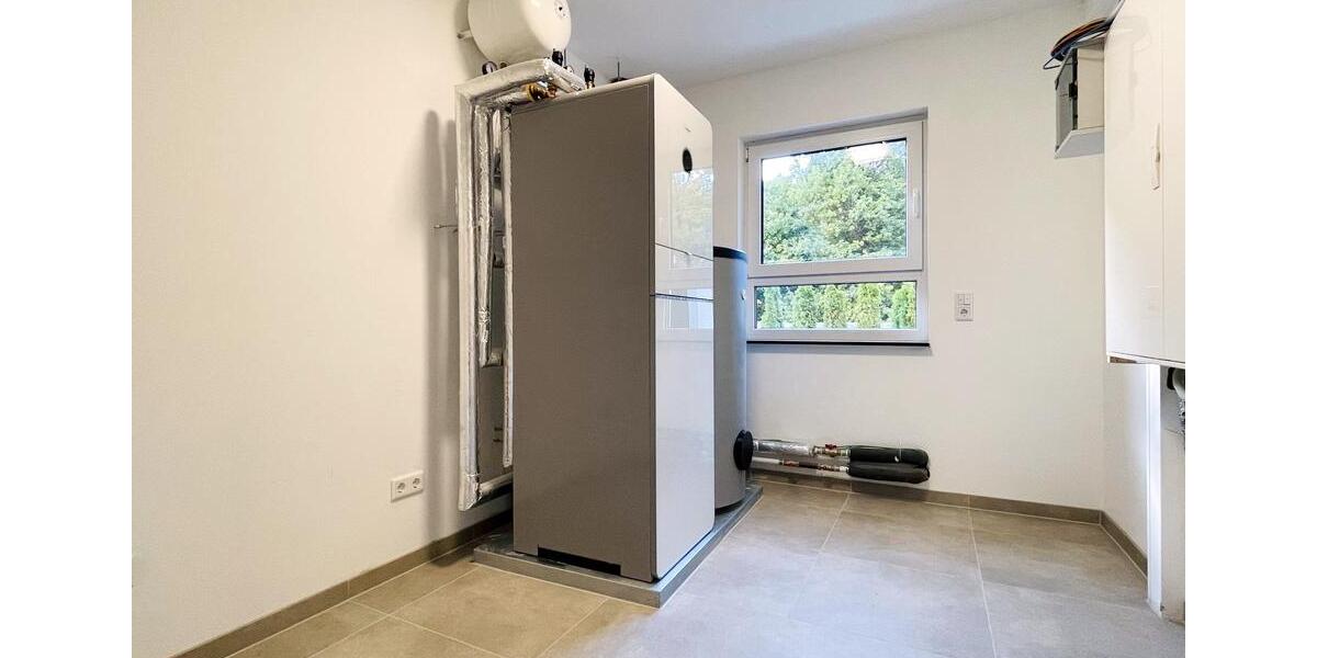 Stilvolles Neubau-Haus: Modernes Wohnen mit Traumküche und Garten 4 zimmer