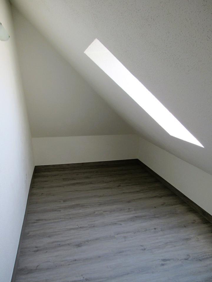 Exklusive 3-Zimmer DG-Wohnung in stilvoller Jugendstilvilla