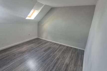 Wohnung Krefeld Krefeld-Mitte - 4 Zimmer, 78 m&sup2;, 500&euro; | Angebot:27267690
