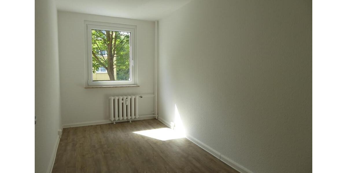 Erdgeschoßwohnung Bernburg (Saale) - 3 Zimmer, 58 m&sup2;, 329&euro; | Angebot:25540619