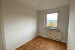 Etagenwohnung Suhl Neundorf - 4 Zimmer, 64 m&sup2;, 400&euro; | Angebot:25250733