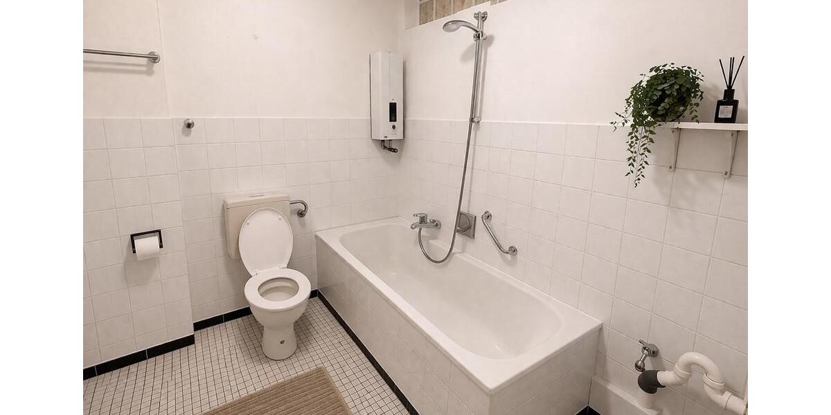 Etagenwohnung Neumünster Brachenfeld/Ruthenberg - 2 Zimmer, 61 m&sup2;, 700&euro; | Angebot:26025756