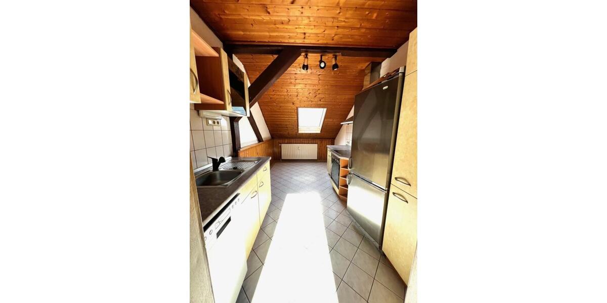 Dachgeschoßwohnung Aue-Bad Schlema Bad Schlema - 3 Zimmer, 75 m&sup2;, 365&euro; | Angebot:23728206