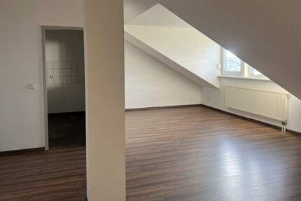 Wohnung Senftenberg - 3 Zimmer, 87 m&sup2;, 568&euro; | Angebot:25781174