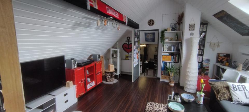 Dachgeschoßwohnung Netphen - 2 Zimmer, 52 m&sup2;, 460&euro; | Angebot:25981102