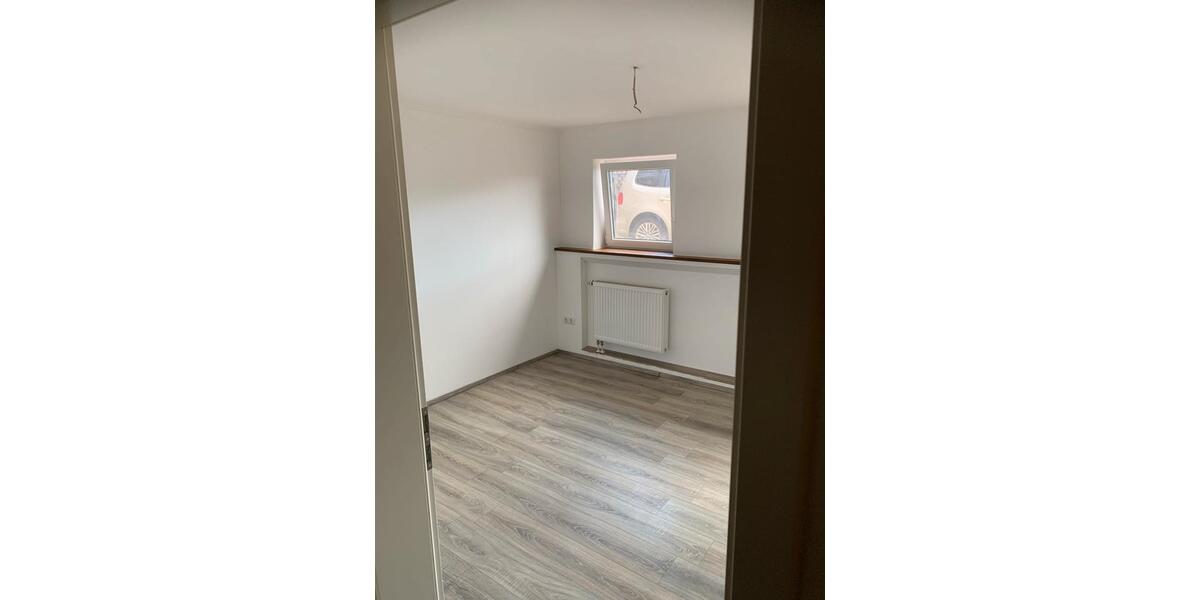 Etagenwohnung Elsfleth - 3 Zimmer, 80 m&sup2;, 550&euro; | Angebot:26416671