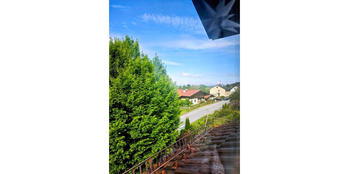 Dachgeschoßwohnung Deggendorf - 2.5 Zimmer, 68 m&sup2;, 600&euro; | Angebot:26598079