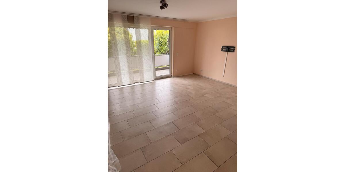Erdgeschoßwohnung Odenthal - 3 Zimmer, 85 m&sup2;, 1.200&euro; | Angebot:26546049
