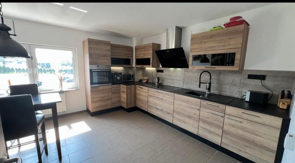 Etagenwohnung Frankfurt am Main Süd - 5 Zimmer, 160 m&sup2;, 1.250&euro; | Angebot:24399225