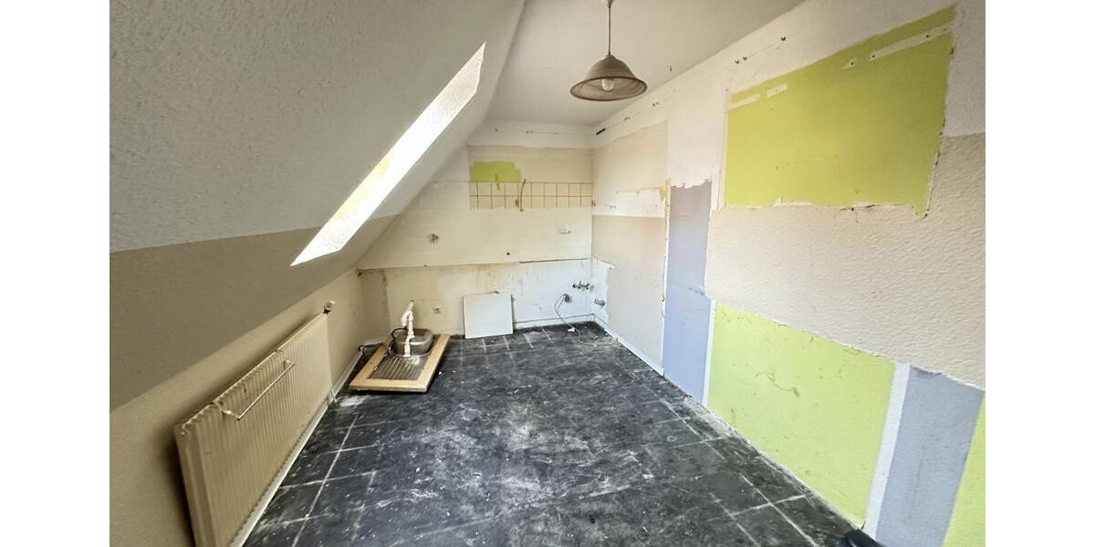 Dachgeschoßwohnung Emden Tholenswehr - 3 Zimmer, 70 m&sup2;, 540&euro; | Angebot:26023671