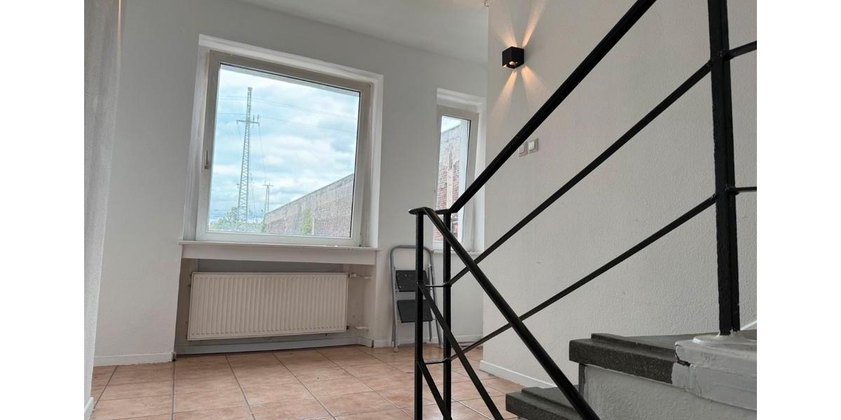 Wohnen auf Zeit Hagen Hagen-Nord - 9 Zimmer, 250 m&sup2;, 400&euro; | Angebot:26127805