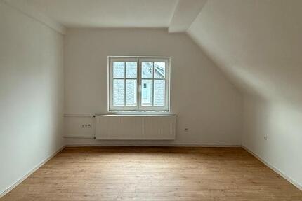 Sanierte Wohnung 80 QM Weststraße ab 01.01. Schmallenberg Zentrum 4 zimmer