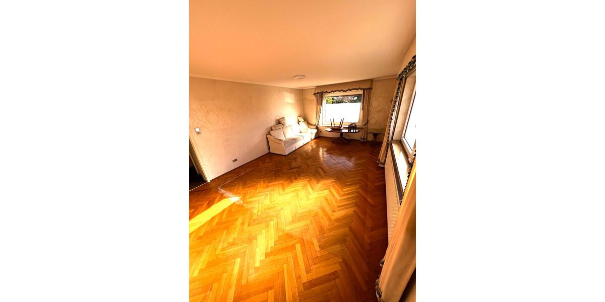 Wohnen auf Zeit Ulm Donautal - 9 Zimmer, 250 m&sup2;, 490&euro; | Angebot:24643788