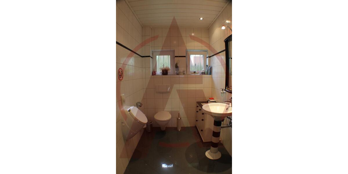 Einfamilienhaus Lingen (Ems) - 6 Zimmer, 140 m&sup2;, 1.150&euro; | Angebot:24845548