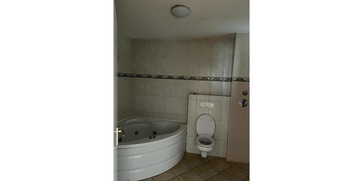 Dachgeschoßwohnung Mörfelden-Walldorf Walldorf - 3 Zimmer, 84 m&sup2;, 1.550&euro; | Angebot:24771257