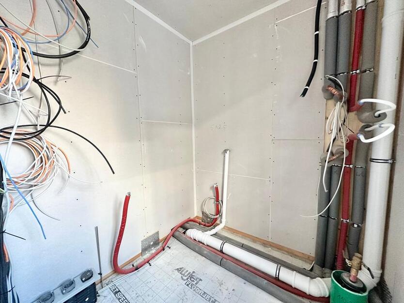 Erstbezug im Zukunftshaus | Ökologisch, effizient, einzigartig - mit Einbauküche! zimmer