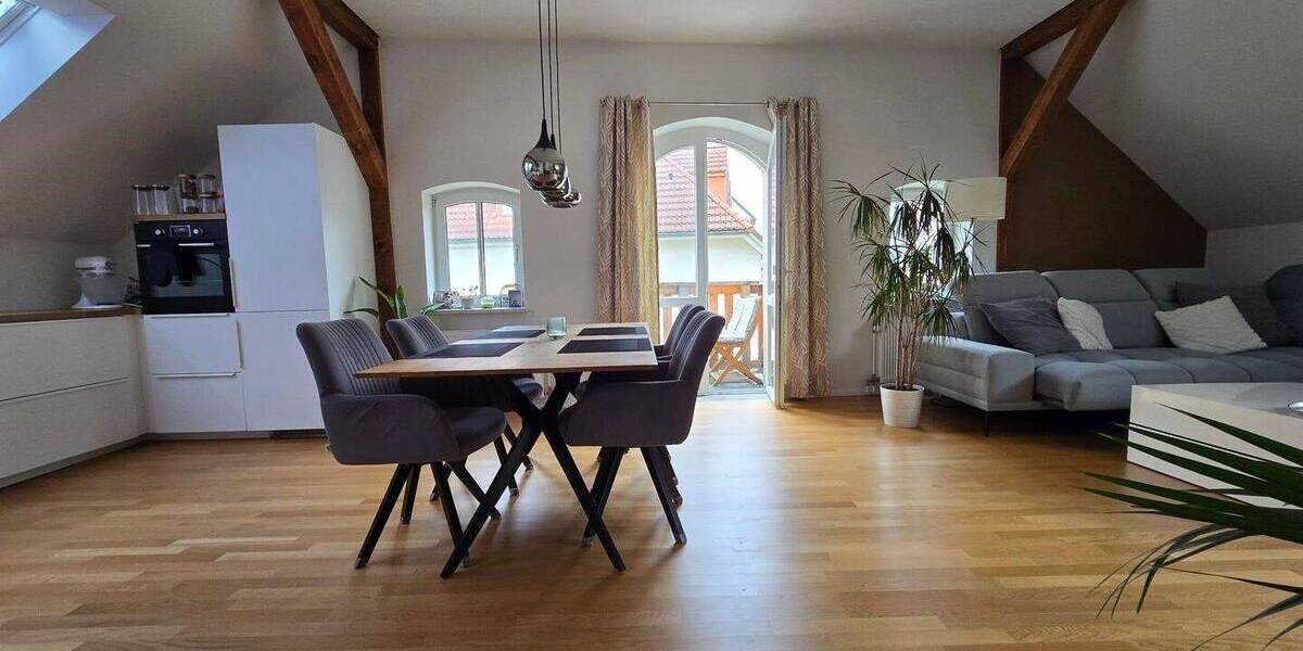 Etagenwohnung Dresden Laubegast - 3 Zimmer, 86 m&sup2;, 1.127&euro; | Angebot:26740494