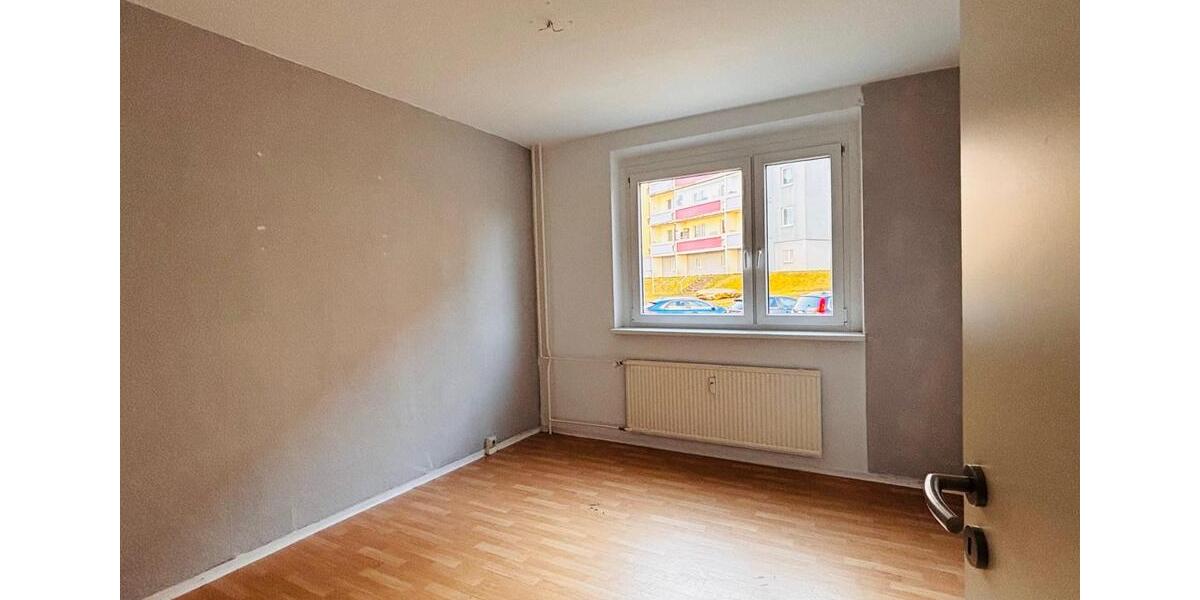 Etagenwohnung Suhl - 4 Zimmer, 68 m&sup2;, 360&euro; | Angebot:23843034