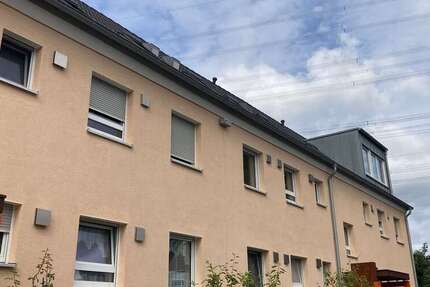 Wohnung Brühl Vochem - 4 Zimmer, 93 m&sup2;, 1.302&euro; | Angebot:27657229