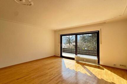 Wohnung Baden-Baden Innenstadt - 3 Zimmer, 105 m&sup2;, 1.250&euro; | Angebot:26730777