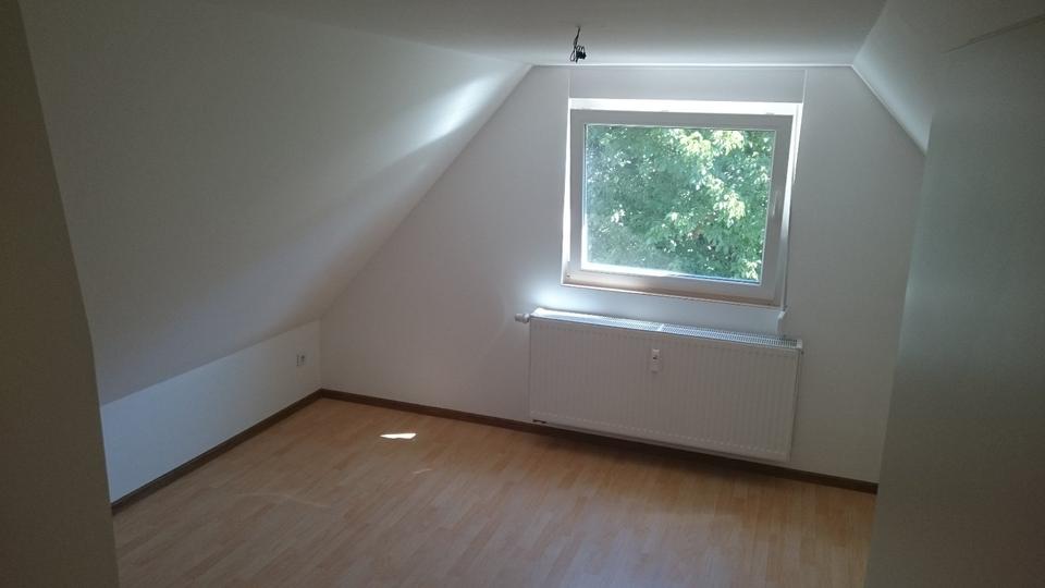 Dachgeschoßwohnung Halsenbach - 2 Zimmer, 60 m&sup2;, 550&euro; | Angebot:23604010