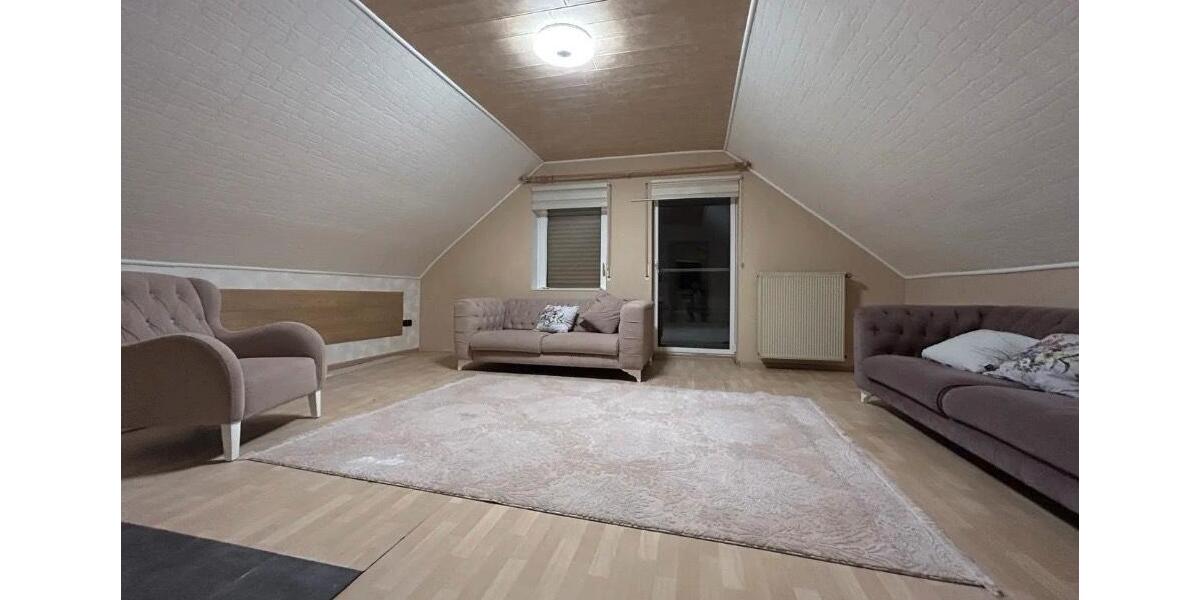 Dachgeschoßwohnung Bad Kreuznach Bad Münster am Stein-Ebernburg - 3 Zimmer, 90 m&sup2;, 750&euro; | Angebot:26019688