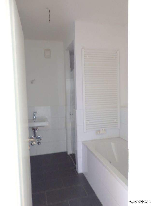 Mitte, Neubau - elegante 2-Zimmer-Wohnung mit Balkon, 5.OG 2 zimmer