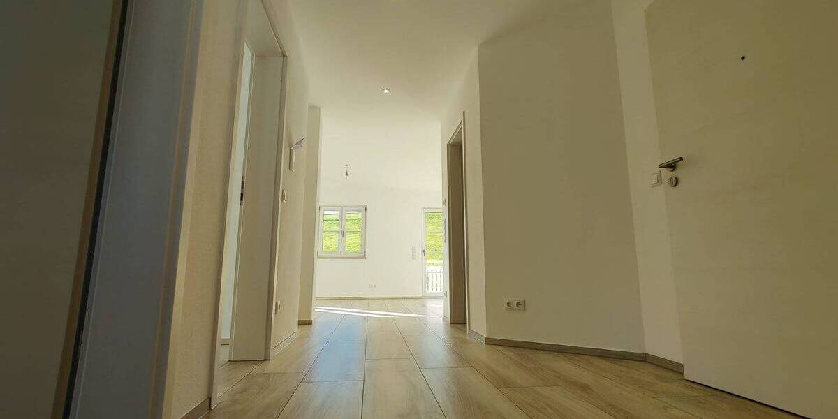 Etagenwohnung Riedering Farnach - 3 Zimmer, 88 m&sup2;, 1.240&euro; | Angebot:26763508