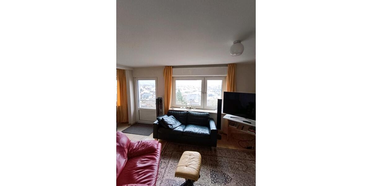 Einfamilienhaus Stadtoldendorf - 9 Zimmer, 130 m&sup2;, 1.200&euro; | Angebot:25843296