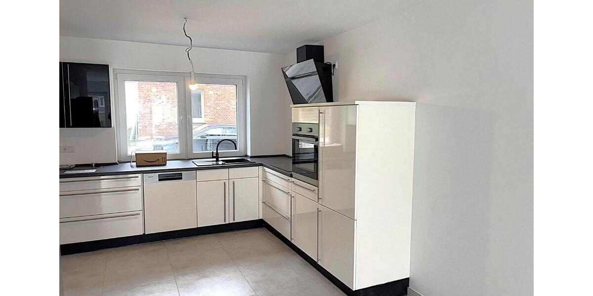 Doppelhaushälfte Herzogenrath - 5 Zimmer, 150 m&sup2;, 1.700&euro; | Angebot:25976833