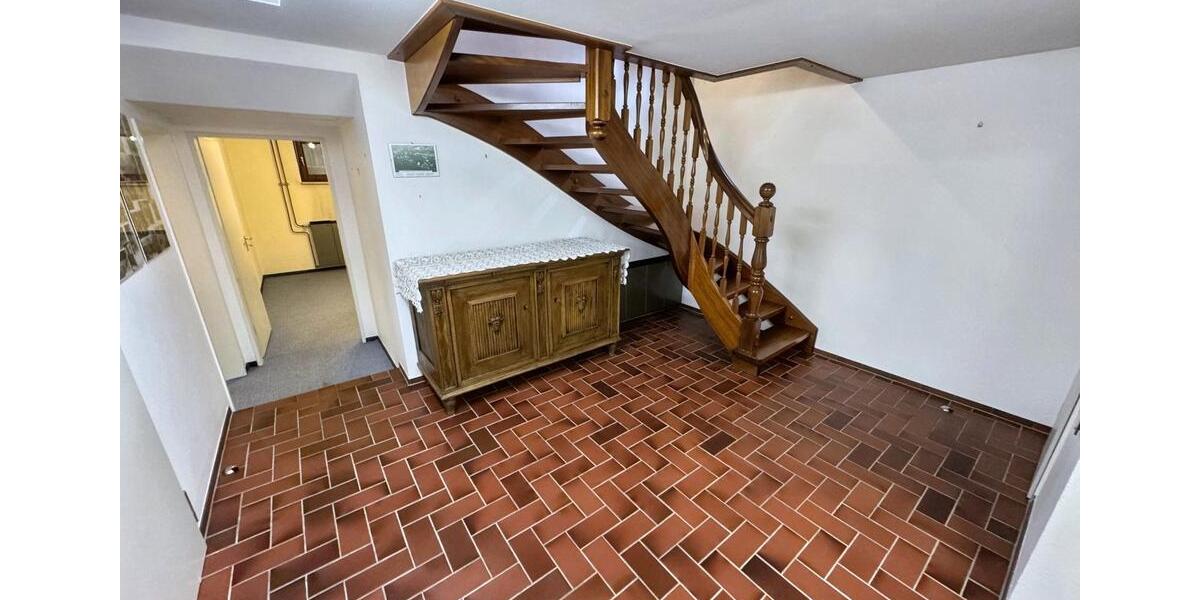 Dachgeschoßwohnung Hamburg Harburg - 3 Zimmer, 70 m&sup2;, 1.100&euro; | Angebot:25924706