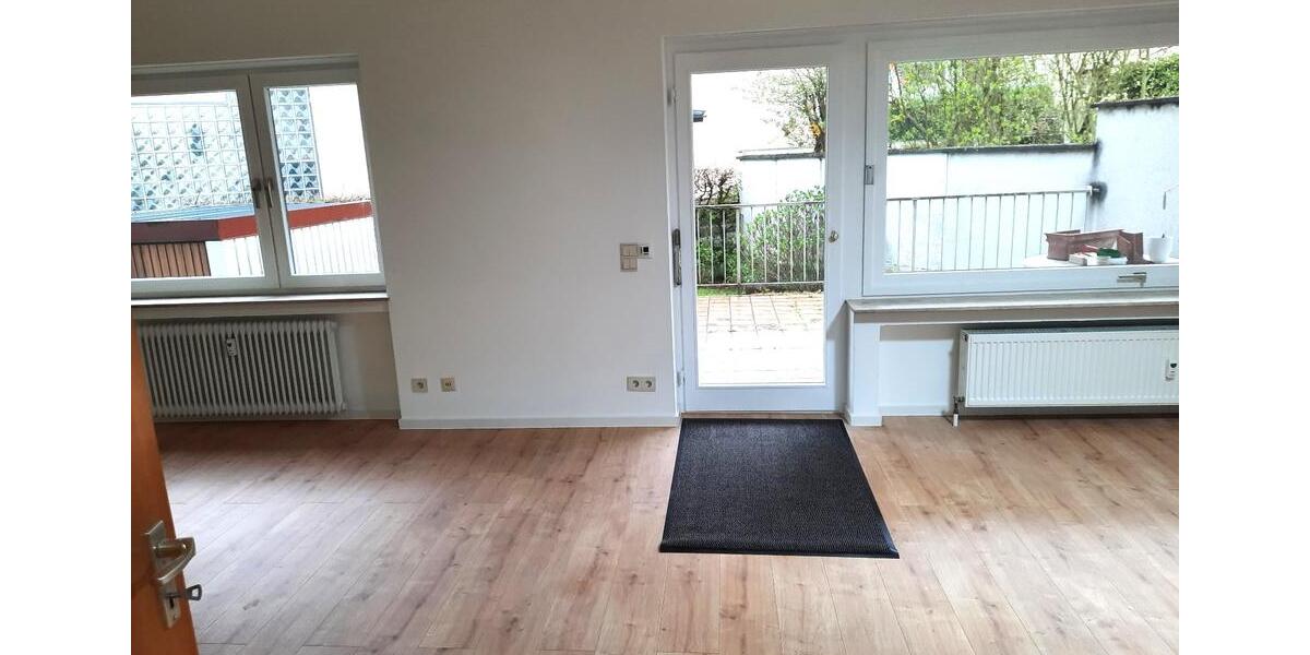 Erdgeschoßwohnung Offenbach am Main Bieber - 3 Zimmer, 94 m&sup2;, 1.000&euro; | Angebot:26039336