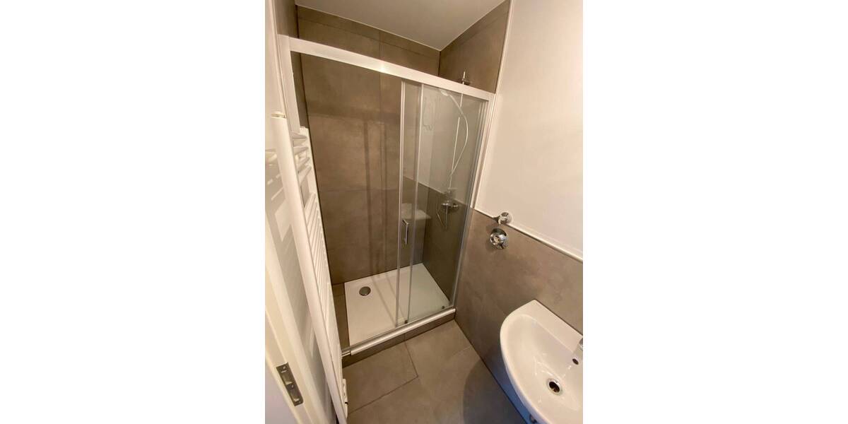 Etagenwohnung Mainz Weisenau - 2 Zimmer, 43 m&sup2;, 810&euro; | Angebot:26026579