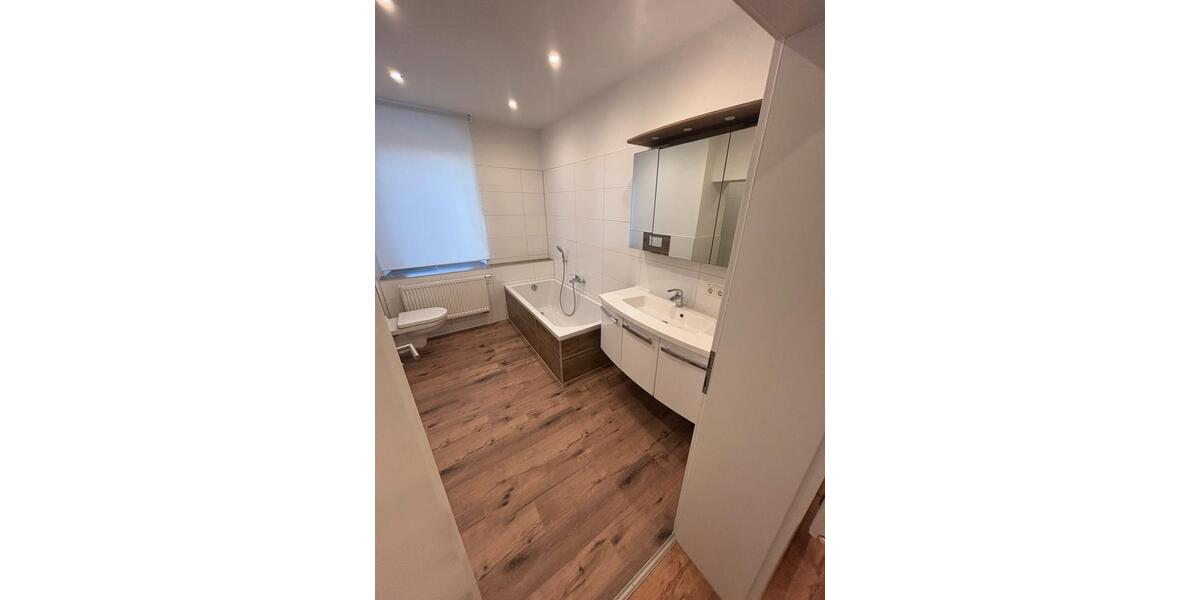 Erdgeschoßwohnung Furth im Wald - 5 Zimmer, 125 m&sup2;, 650&euro; | Angebot:25804182