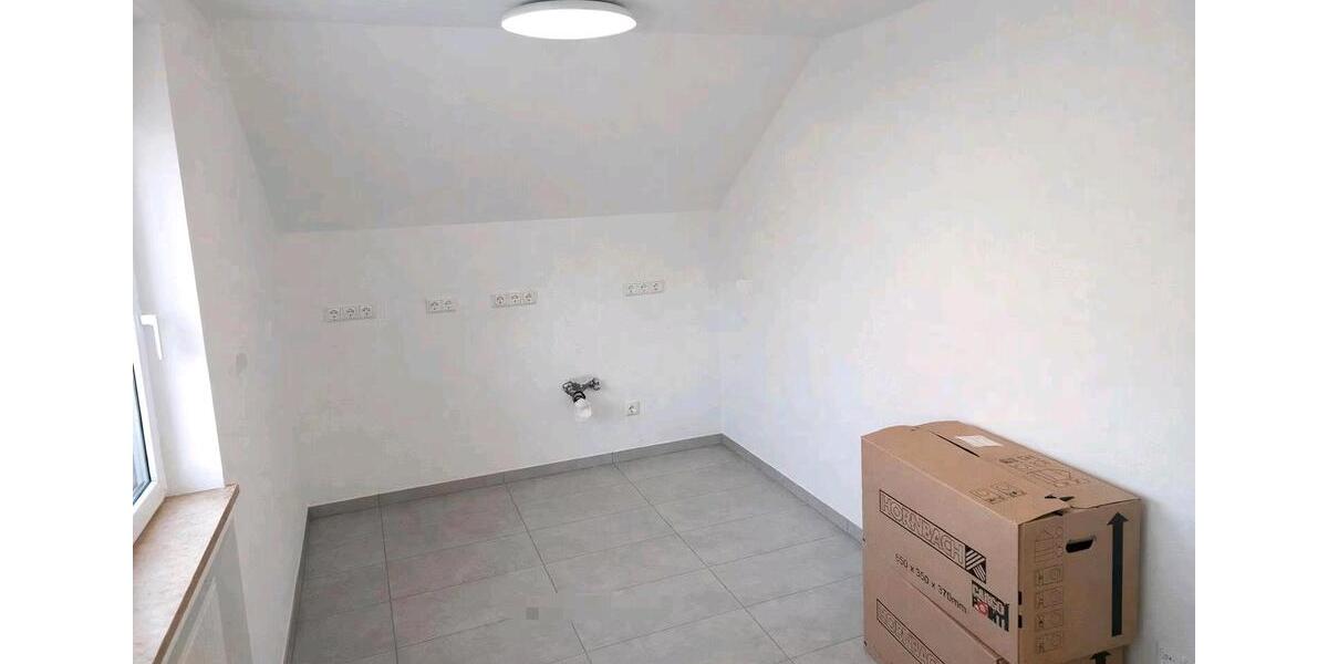 Dachgeschoßwohnung Volkach - 3 Zimmer, 68 m&sup2;, 750&euro; | Angebot:26365065