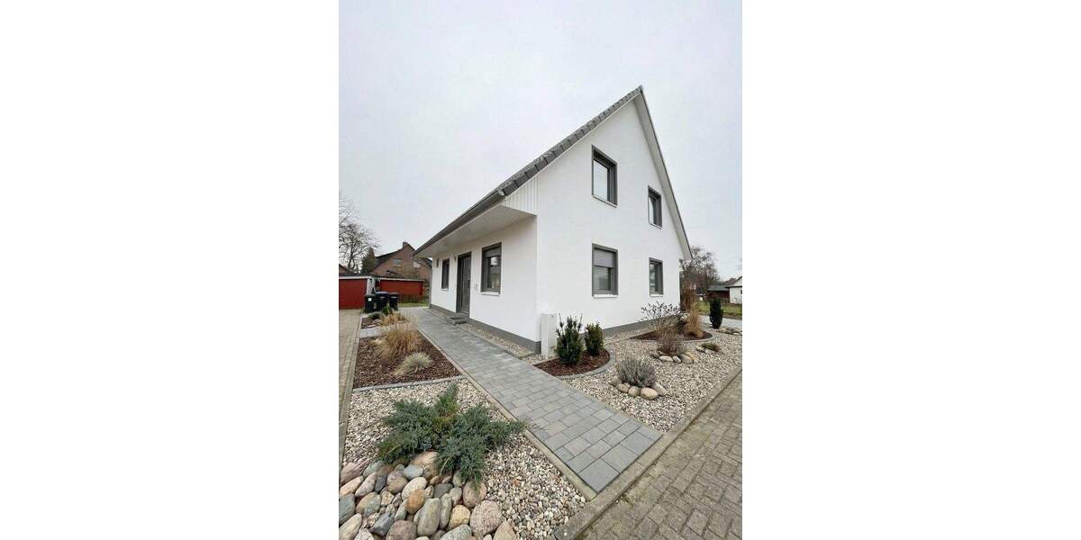 Einfamilienhaus Lübeck Kücknitz - 6 Zimmer, 134 m&sup2;, 2.350&euro; | Angebot:24852268