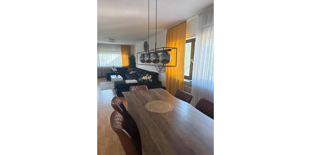 Wohnen auf Zeit Darmstadt Eberstadt - 4 Zimmer, 180 m&sup2;, 1.150&euro; | Angebot:26502208