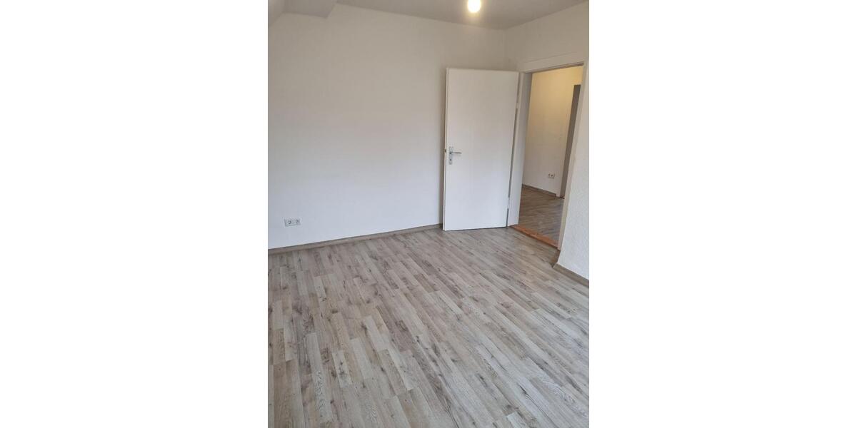 Wohnen auf Zeit Braunschweig Wabe-Schunter-Beberbach - 3 Zimmer, 80 m&sup2;, 410&euro; | Angebot:24741033