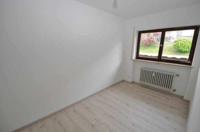 Etagenwohnung Gaienhofen-Hemmenhofen Hemmenhofen - 4 Zimmer, 131 m&sup2;, 1.450&euro; | Angebot:26545146